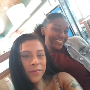 Meet your Posher, Violet